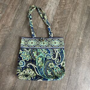 Vera Bradley Rhythm & Blues Toggle Tote Bag Handbag Purse Blue Green Paisley